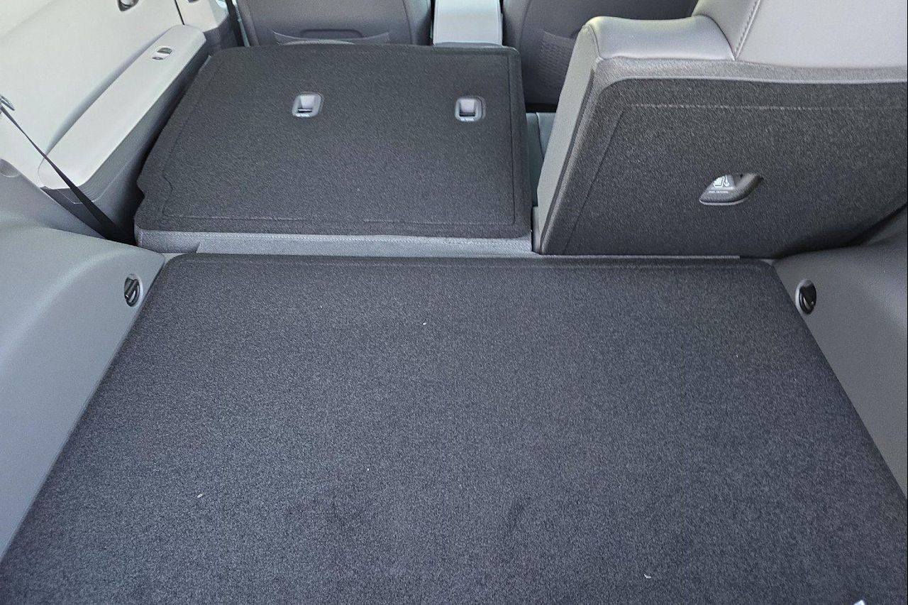 2025 Hyundai Ioniq 5 SEL photo 13