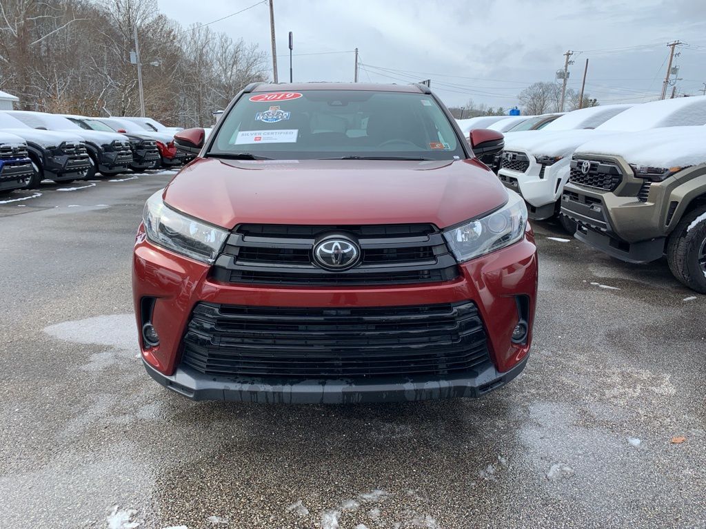 2019 Toyota Highlander SE photo 4