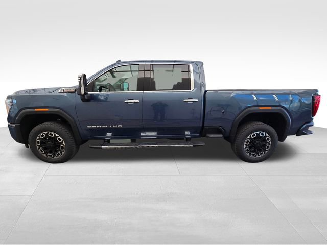 2026 Gmc Sierra 3500 HD Denali photo 2