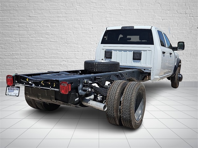 2026 Ram 5500 Tradesman photo 4