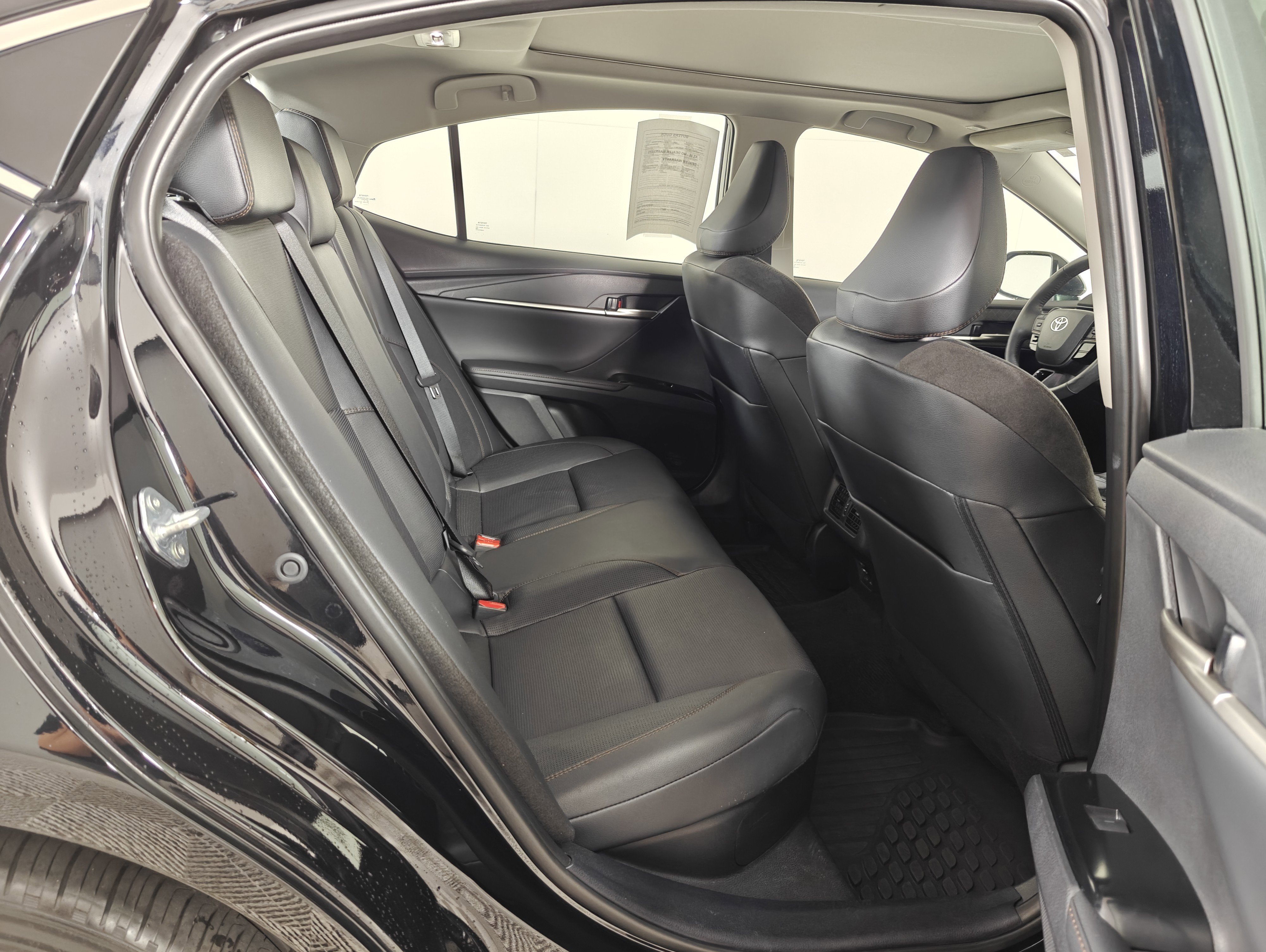 2025 Toyota Camry XLE photo 2