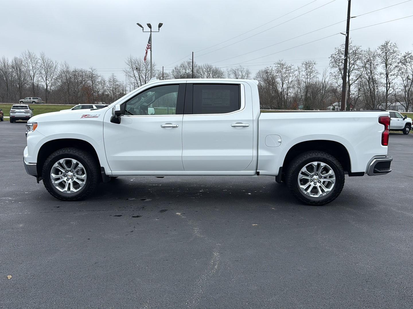 2026 Chevrolet Silverado 1500 LTZ photo 3