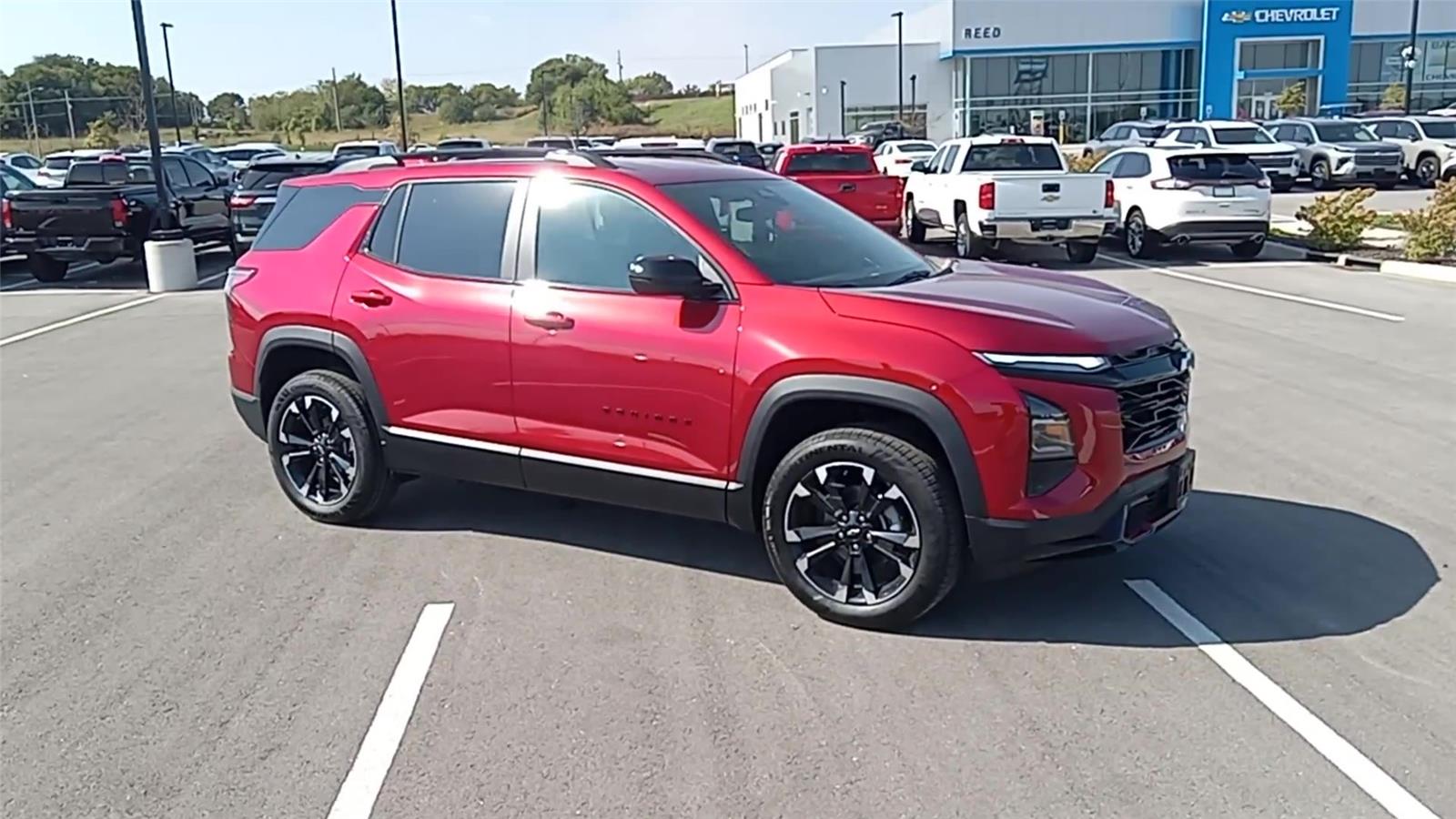 2026 Chevrolet Equinox RS photo 2