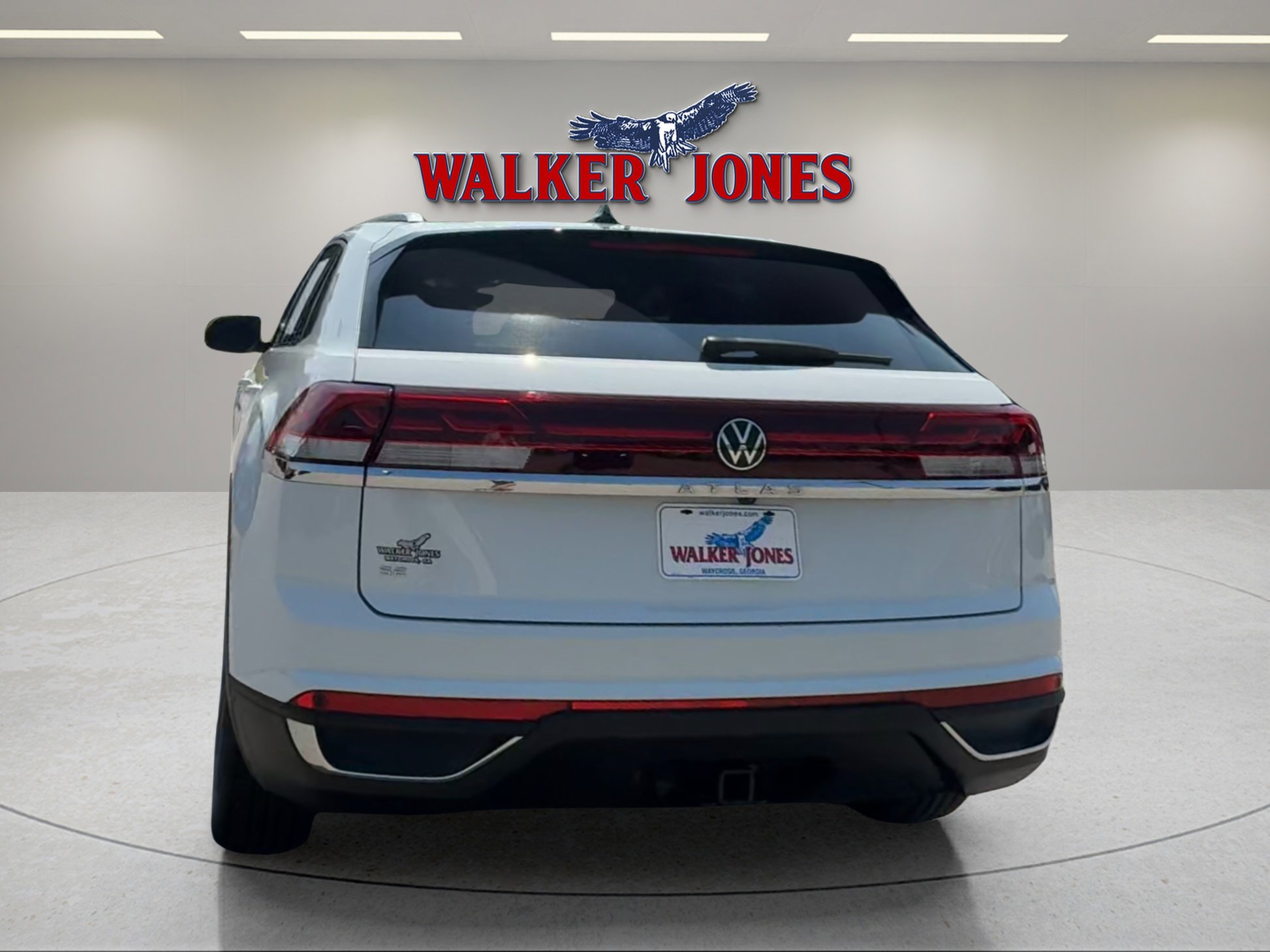 2024 Volkswagen Atlas Cross Sport SE Technology photo 4