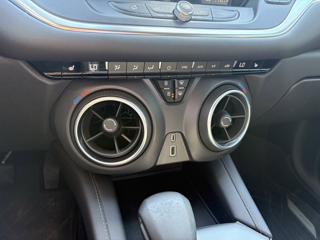 2021 Chevrolet Blazer 2LT photo 21