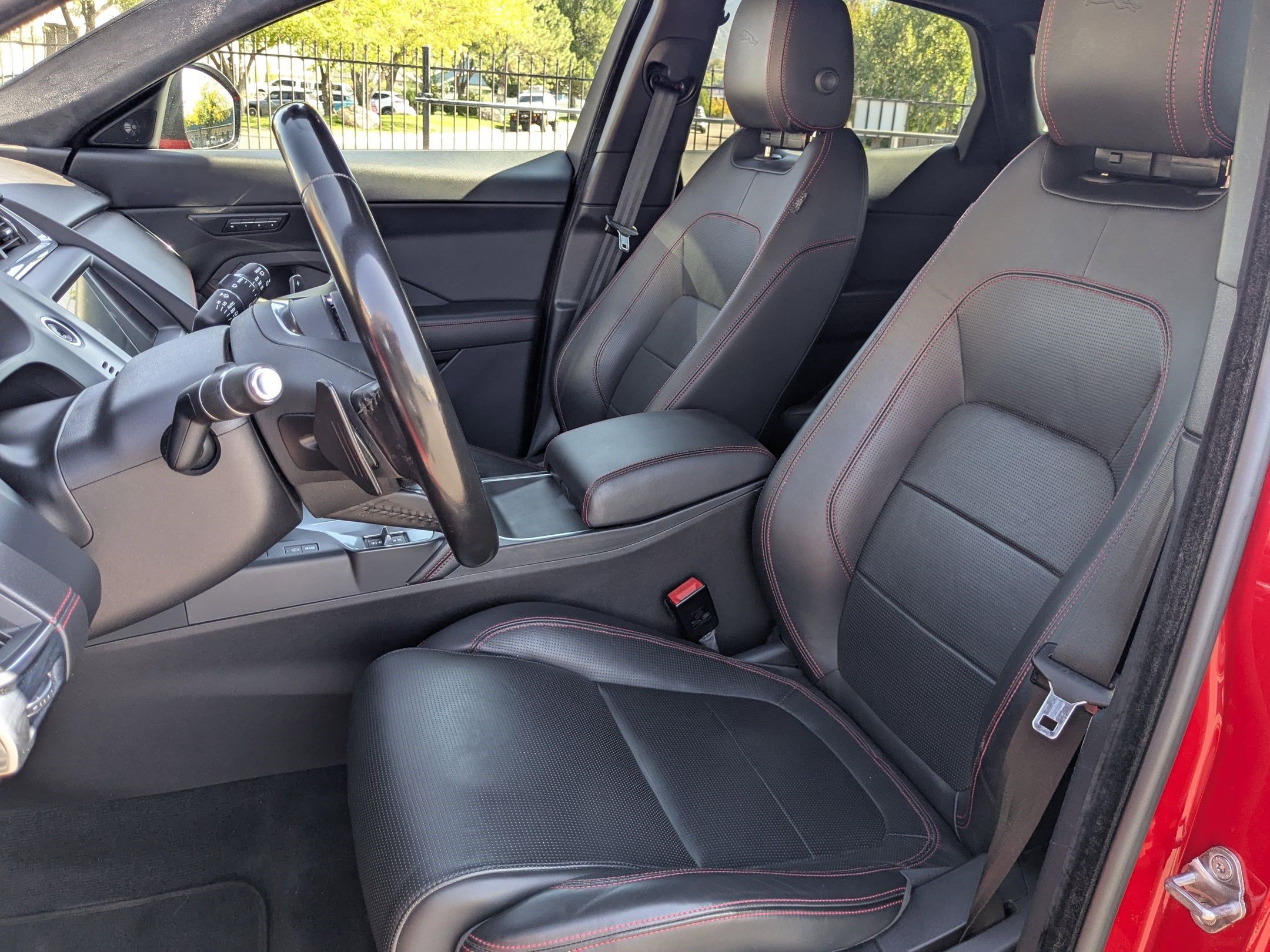 2018 Jaguar E-PACE First Edition photo 26
