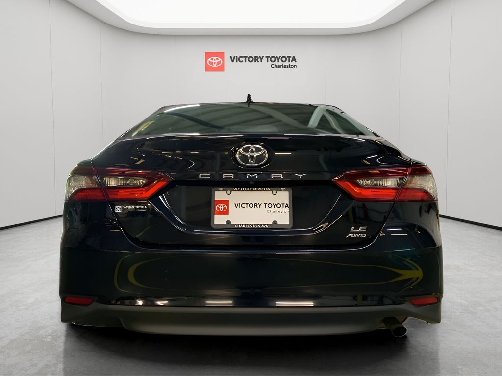 2023 Toyota Camry LE photo 4