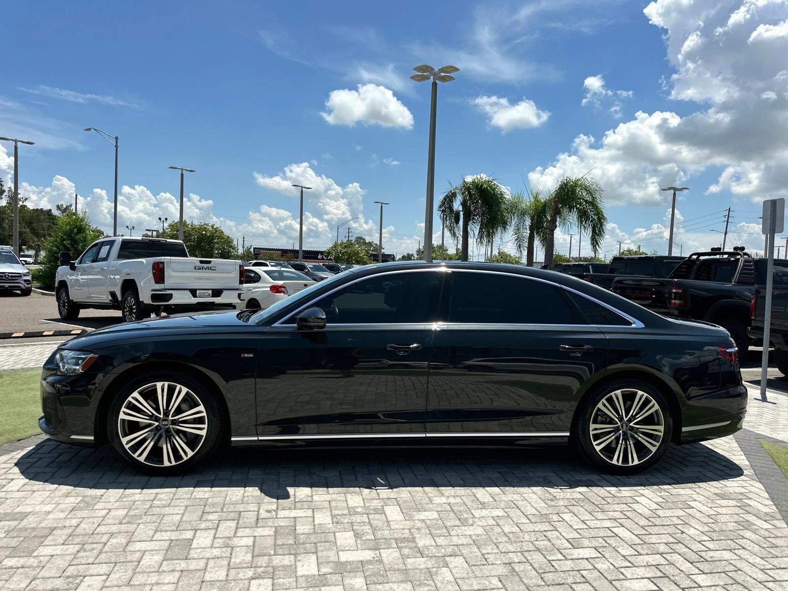 2023 Audi A8 L 55 TFSI Quattro photo 6