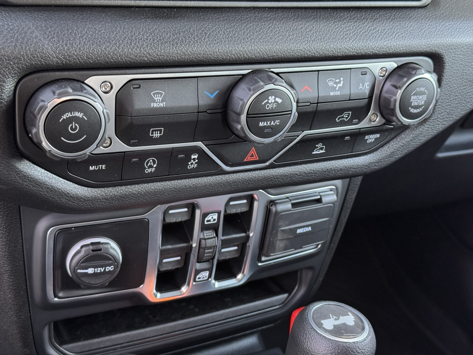 2025 Jeep Wrangler Sport S photo 29