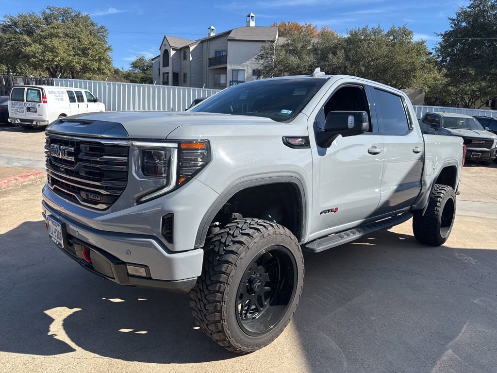 2024 GMC Sierra 1500 AT4's photo