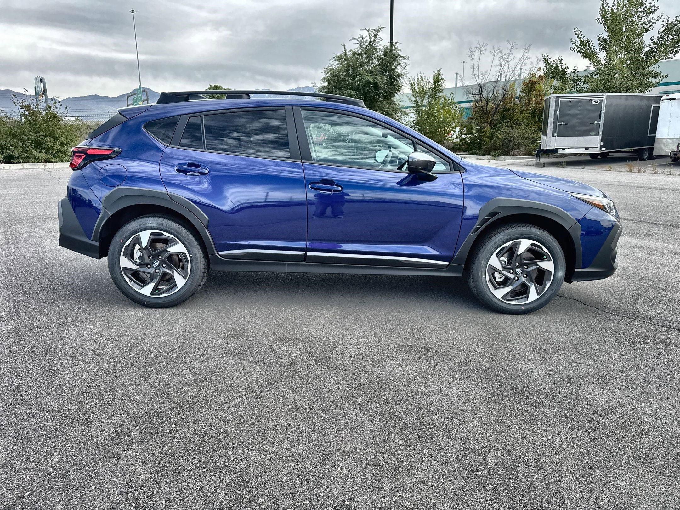 2025 Subaru Crosstrek Limited photo 2
