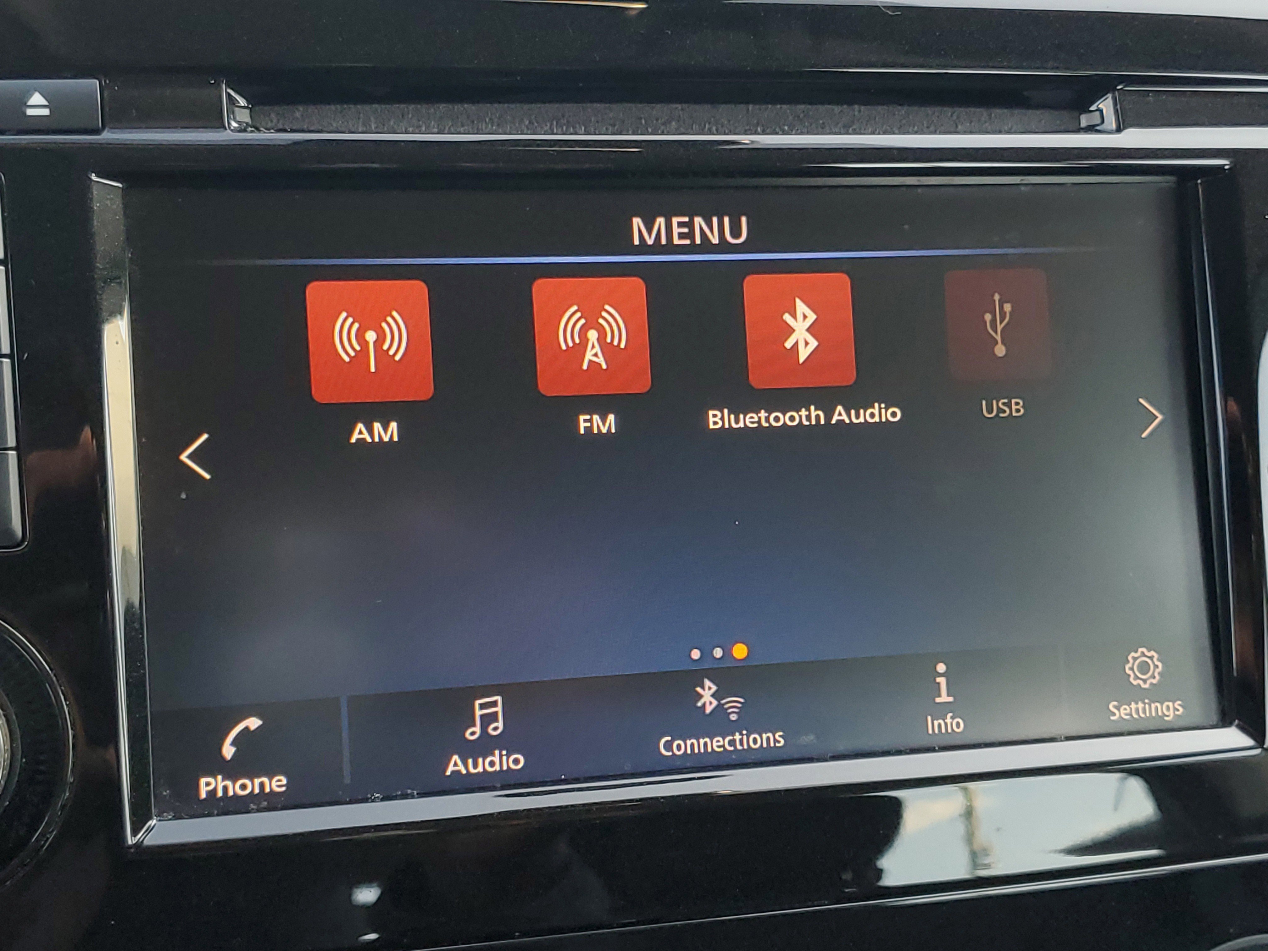 2020 Nissan Rogue S photo 11