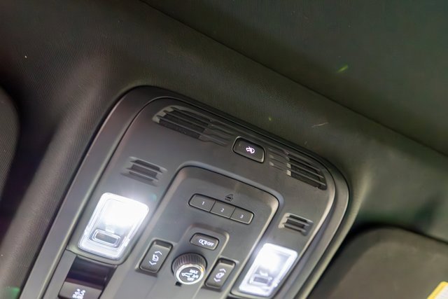 2021 Gmc Yukon Denali photo 25