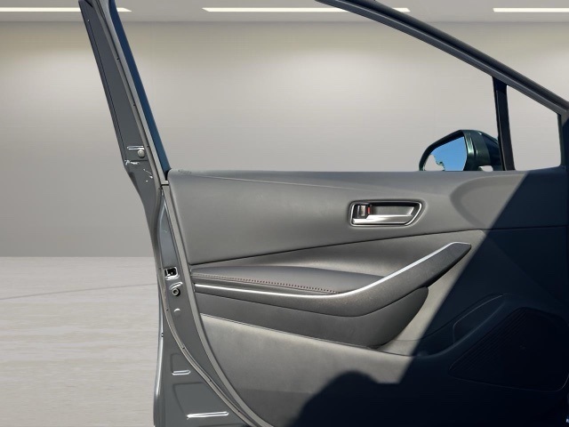 2025 Toyota Corolla SE photo 14