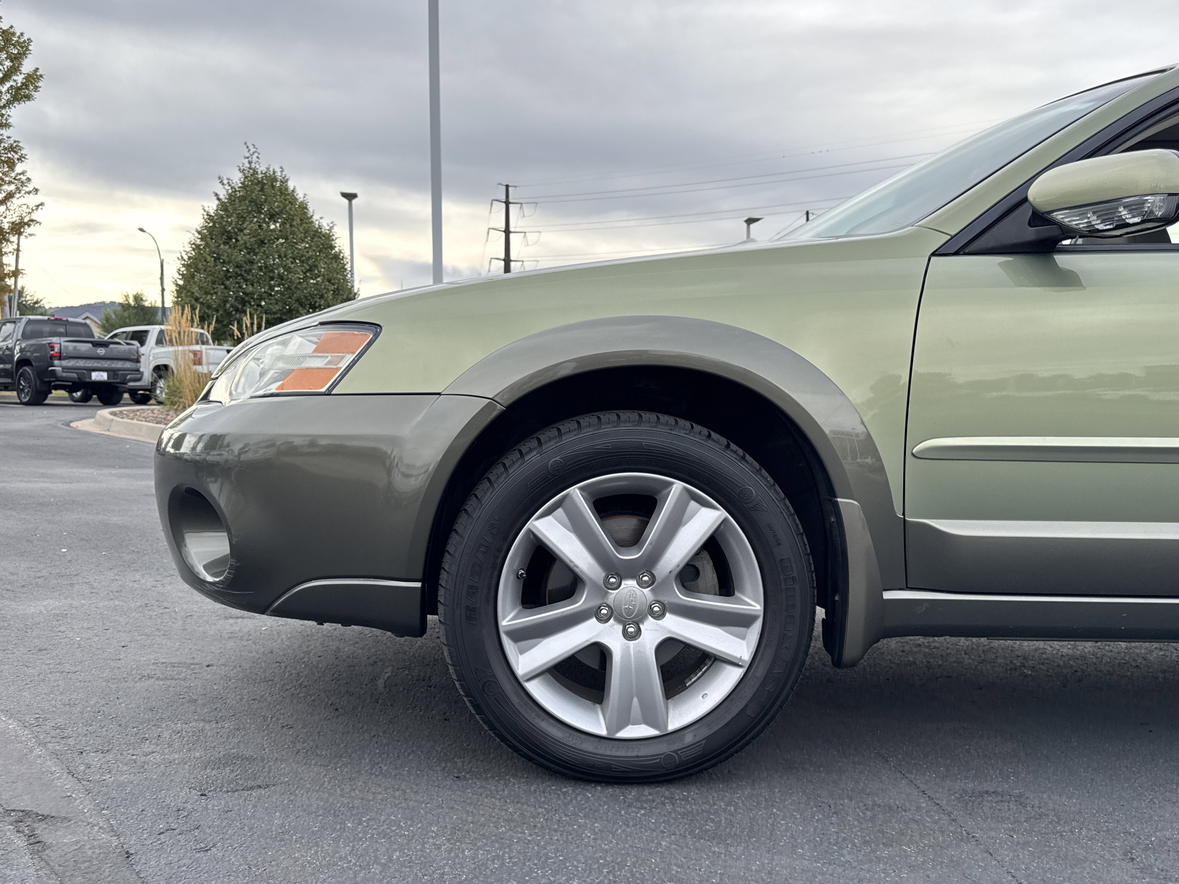 2006 Subaru Legacy Outback photo 2