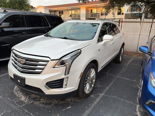 2017 Cadillac XT5 Premium Luxury photo 3
