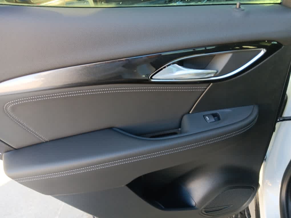 2025 Buick Envision Preferred photo 8