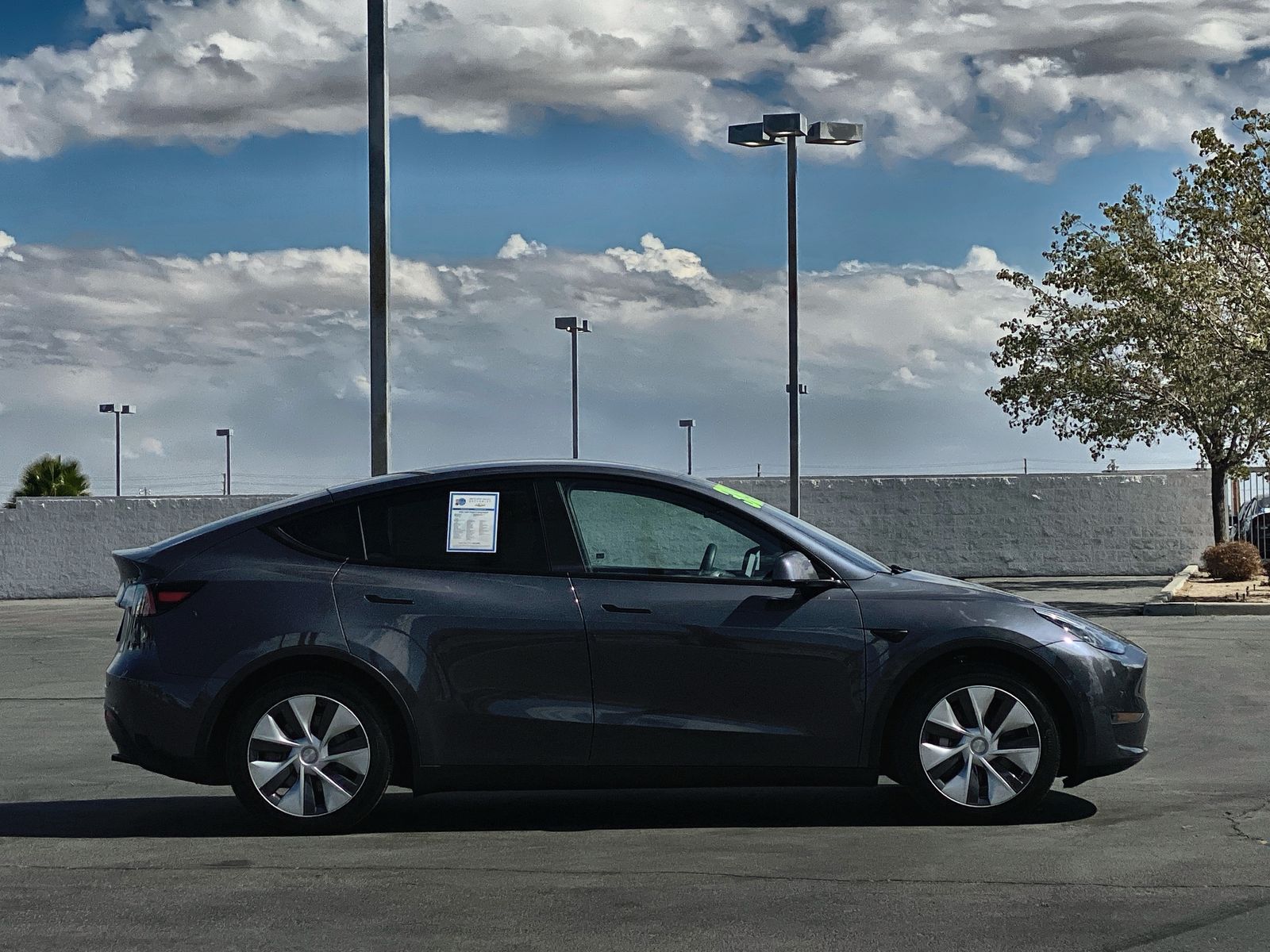 2021 Tesla Model Y Long Range photo 4
