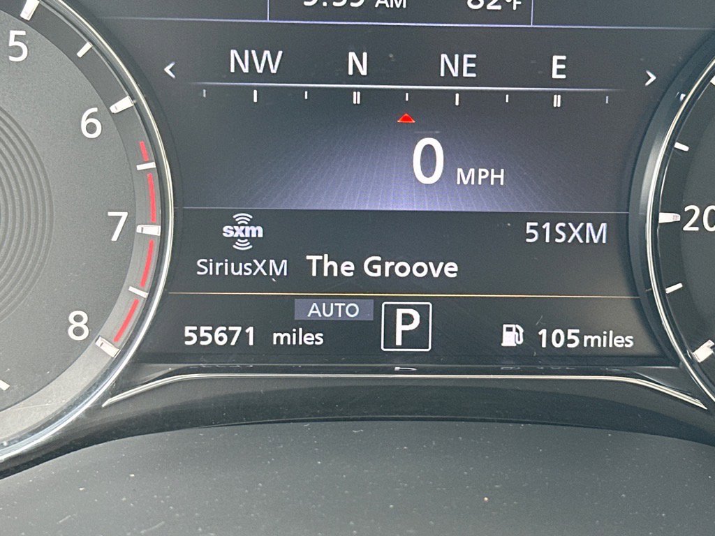2022 Infiniti QX80 Luxe photo 21