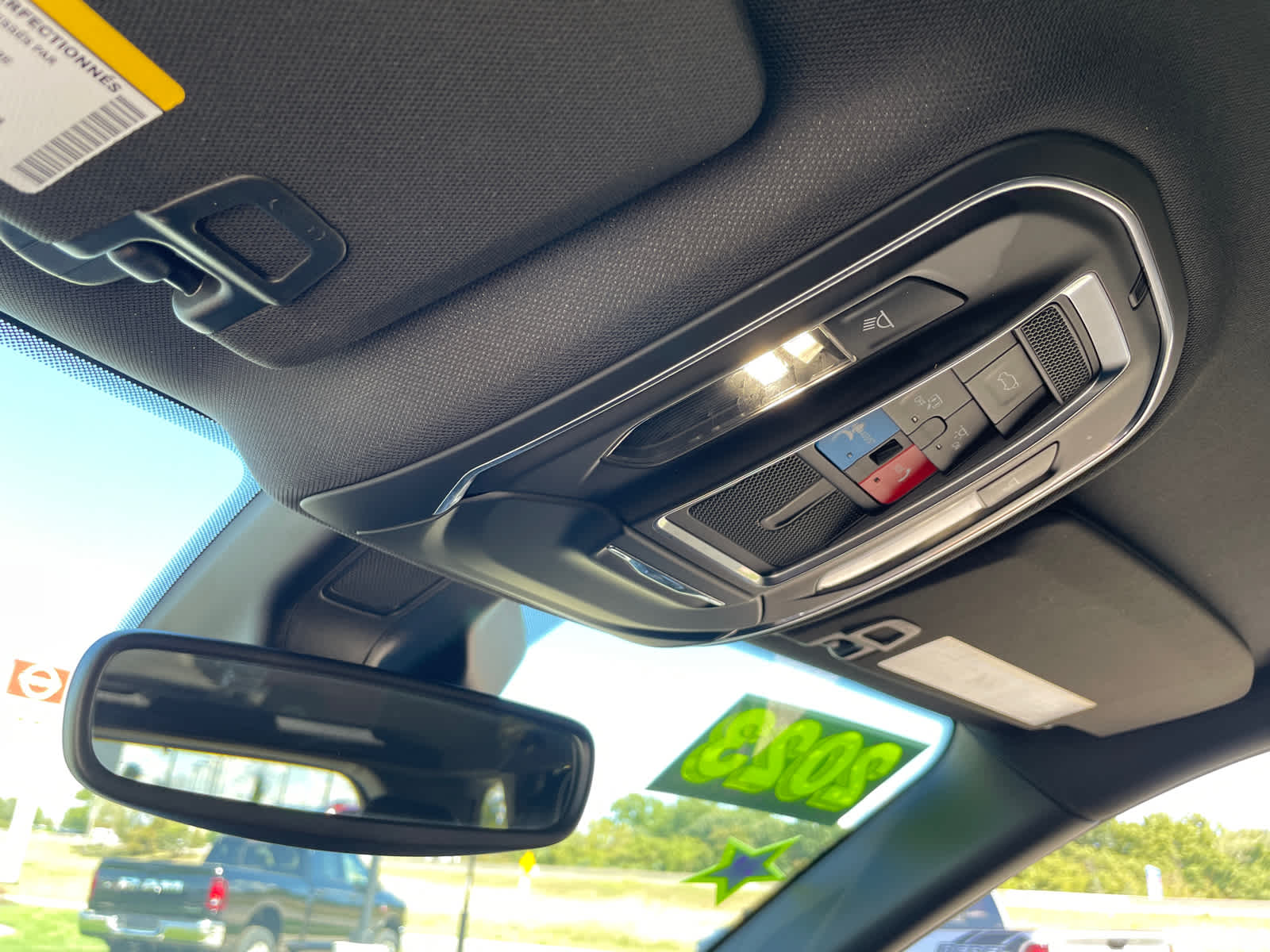 2023 Jeep Grand Cherokee Altitude photo 28