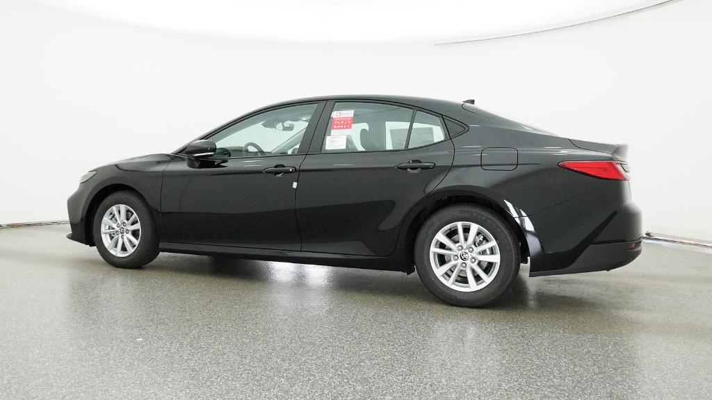 2026 Toyota Camry LE photo 12