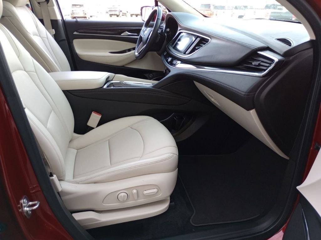 2023 Buick Enclave Essence photo 44