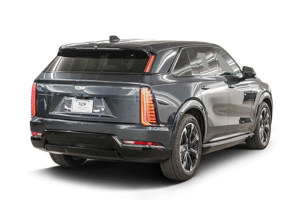 2025 Cadillac Escalade IQ Sport photo 3