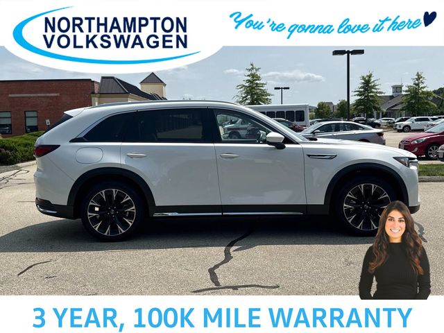 2024 Mazda CX-90 Premium photo 3