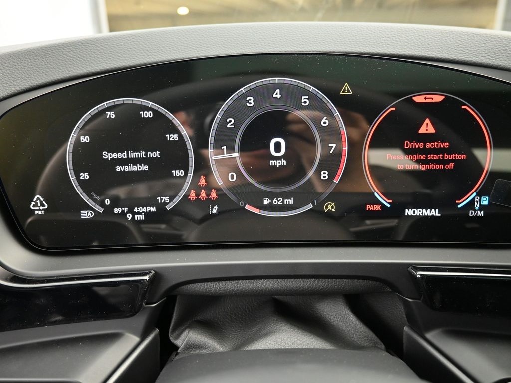 2026 Porsche Cayenne Coupe photo 22