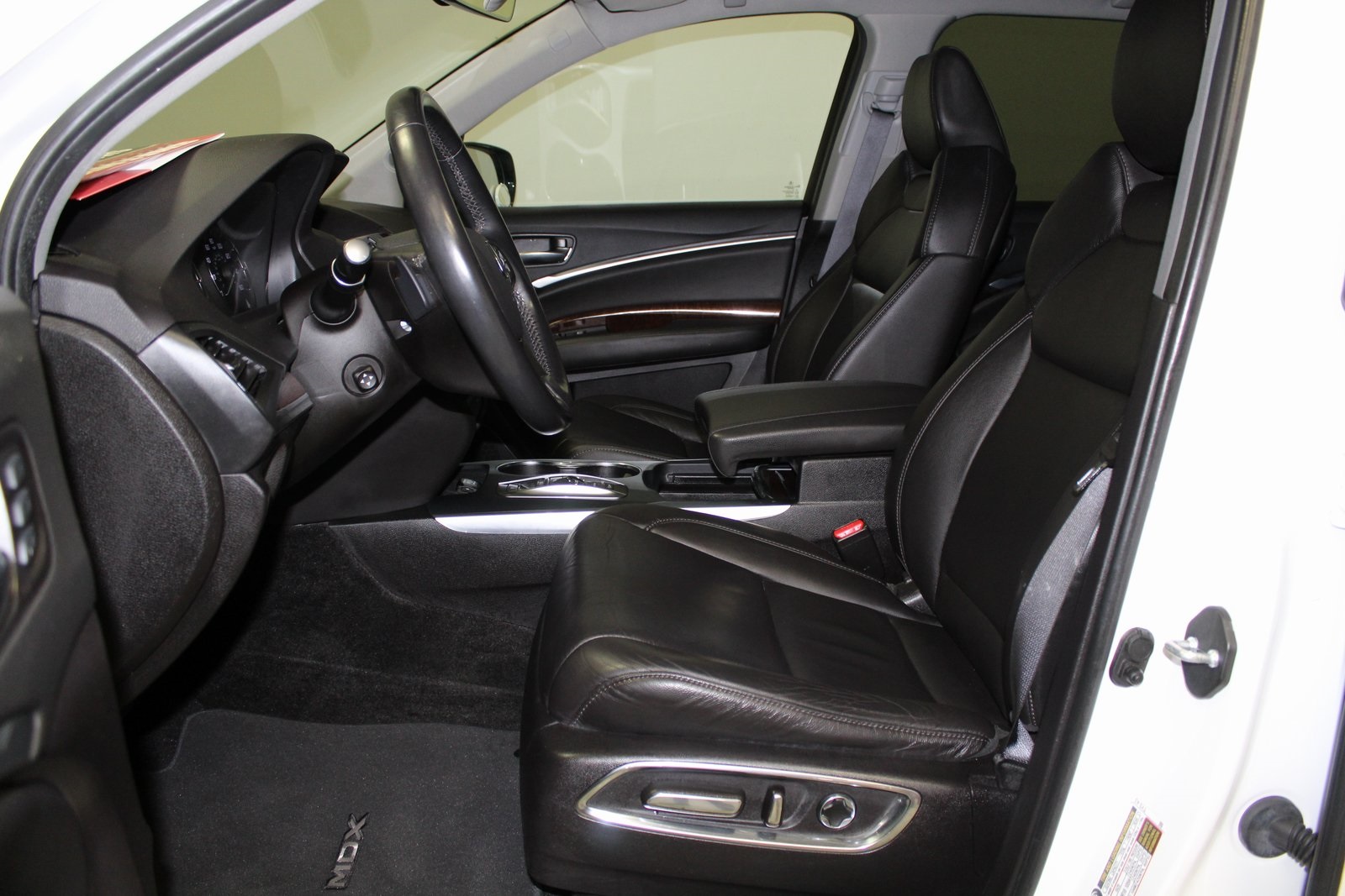 2020 Acura MDX SH-AWD photo 3