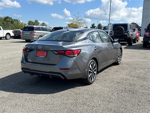 2025 Nissan Sentra SV photo 4