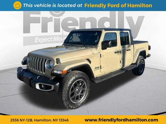 2022 Jeep Gladiator Overland's photo