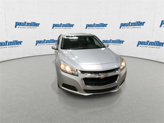 2015 Chevrolet Malibu 1LT photo 3