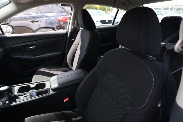 2022 Nissan Sentra S photo 14