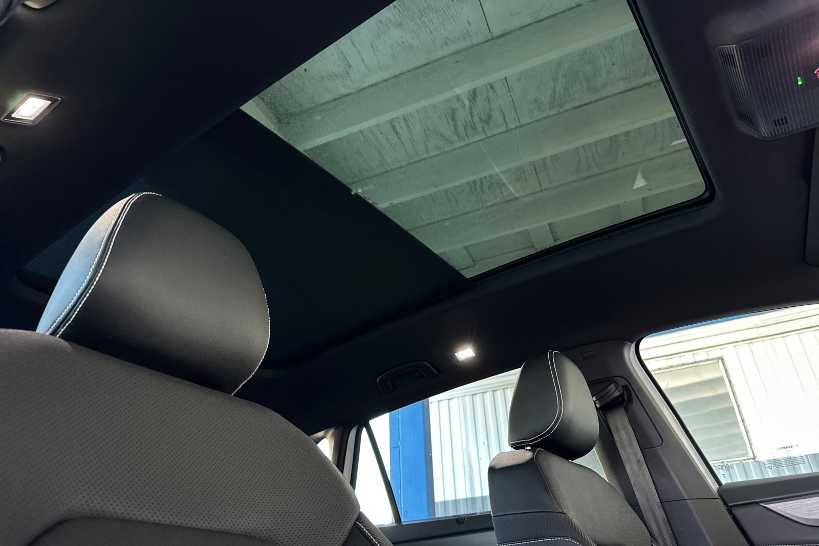 2026 Volkswagen Atlas Cross Sport SE Technology photo 15