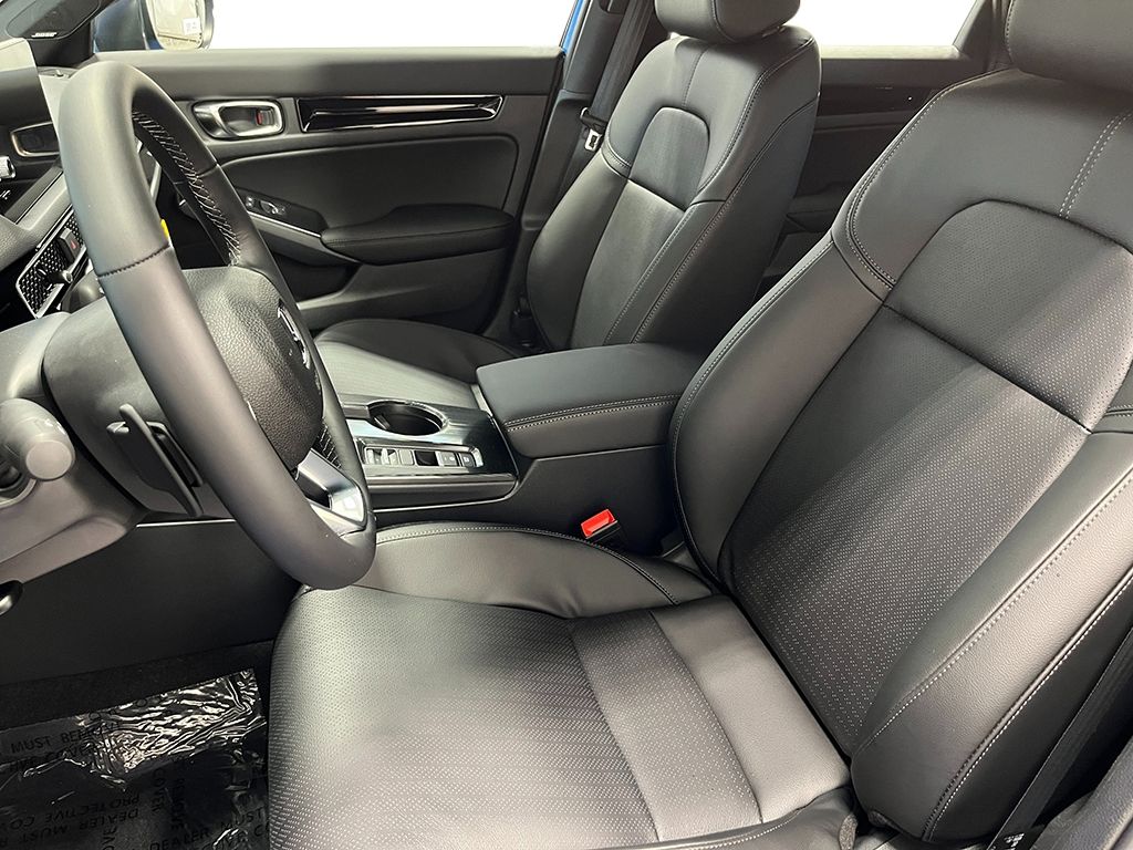 2025 Honda Civic Hatchback Hybrid Sport photo 12