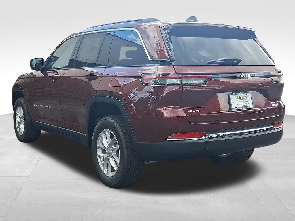 2025 Jeep Grand Cherokee Laredo X photo 2