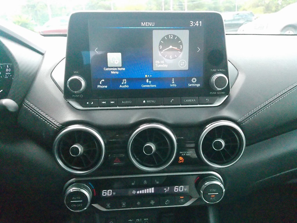 2024 Nissan Sentra SV photo 21