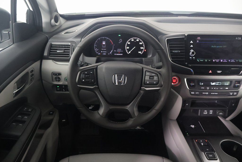 2025 Honda Ridgeline RTL photo 3
