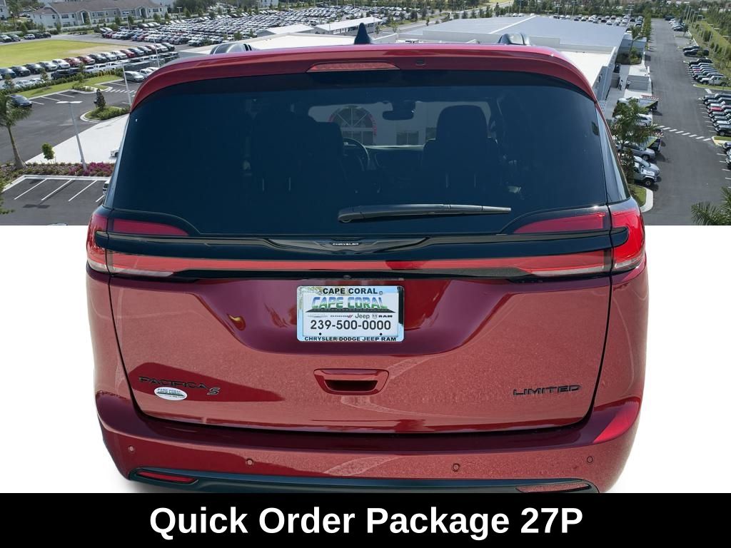 2025 Chrysler Pacifica Limited photo 5