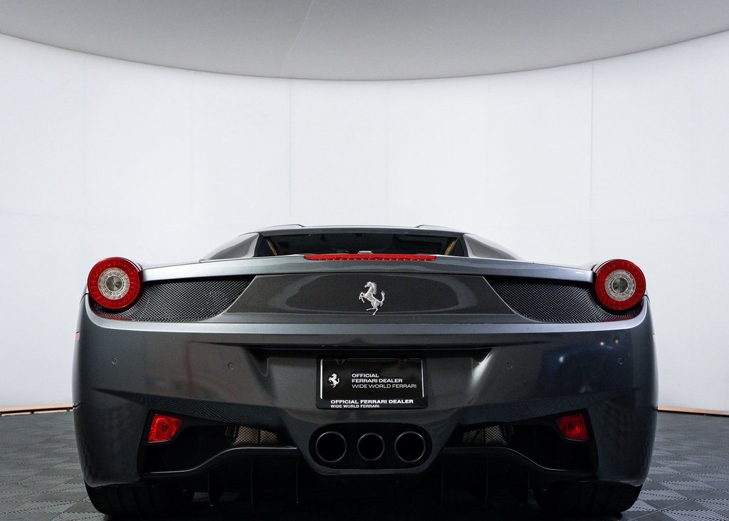2014 Ferrari 458 Spider Base photo 12