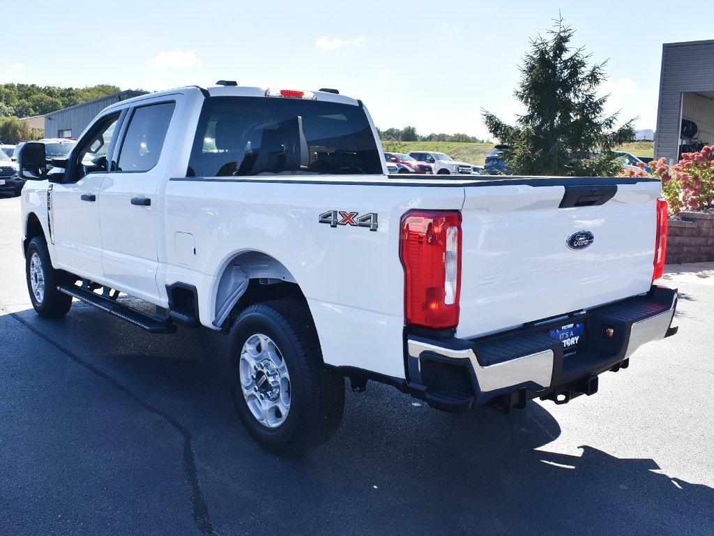2026 Ford F-250 XLT photo 3