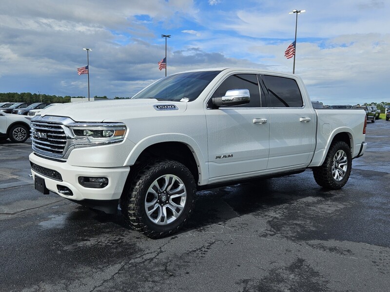 2024 Ram 1500 Laramie Longhorn photo 3