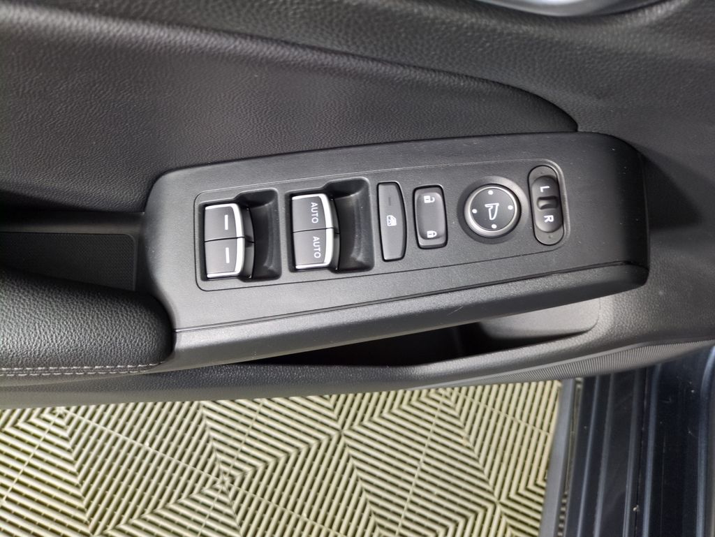 2024 Honda Civic EX-L photo 11