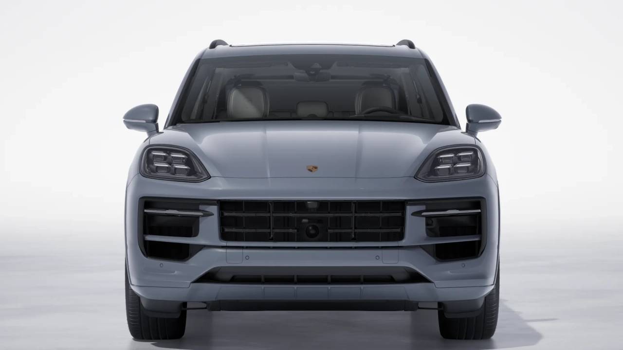 2025 Porsche Cayenne GTS photo 9