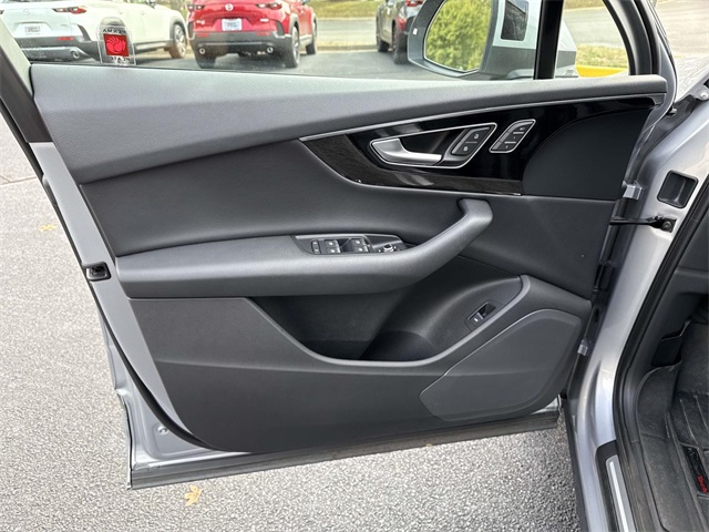 2019 Audi Q7 55 Premium photo 25