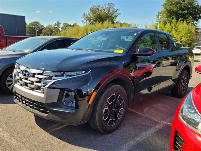 Used 2024 Hyundai Santa Cruz SE with VIN 5NTJA4AE2RH092717 for sale in Little Rock