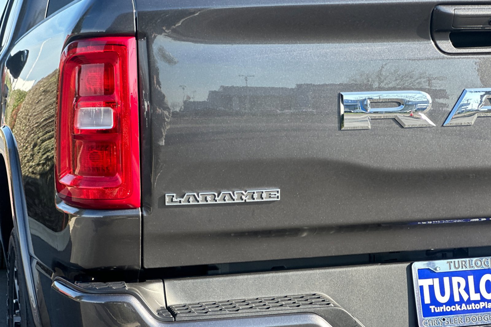 2025 Ram 1500 Laramie photo 21