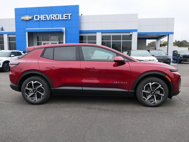 2026 Chevrolet Equinox EV 1LT photo 2