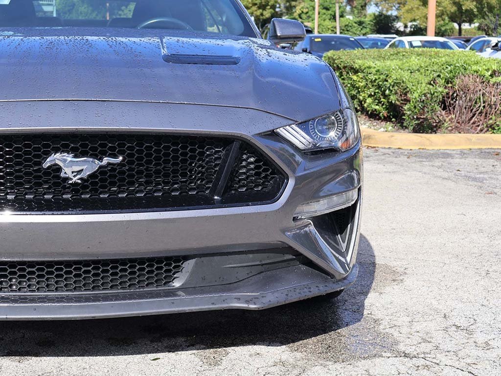 2022 Ford Mustang EcoBoost Premium photo 18